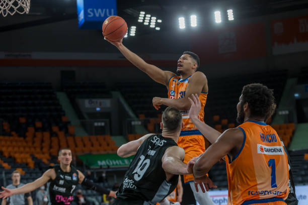 保持在同龄 保持在同龄