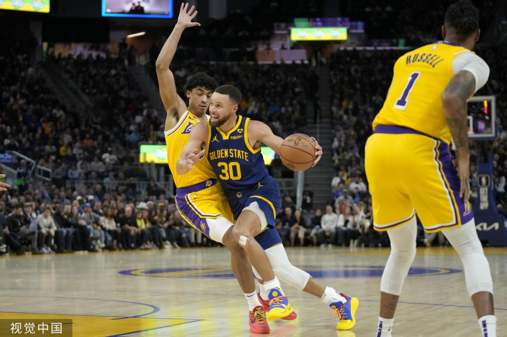 是他赢得比 是他赢得比