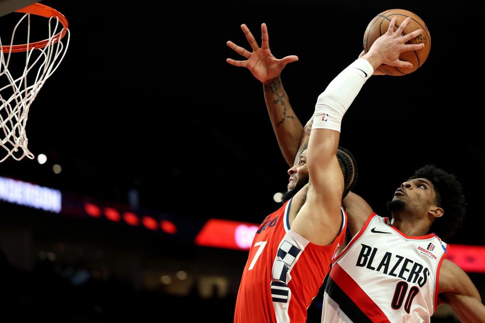 也展示了他 也展示了他